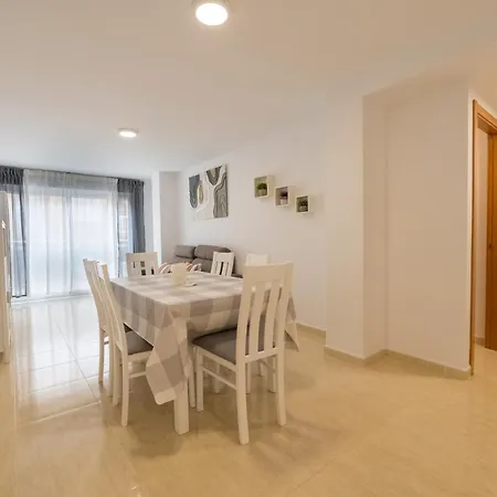 Mestral 4 Apartment